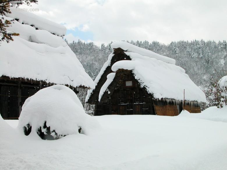 雪地房屋