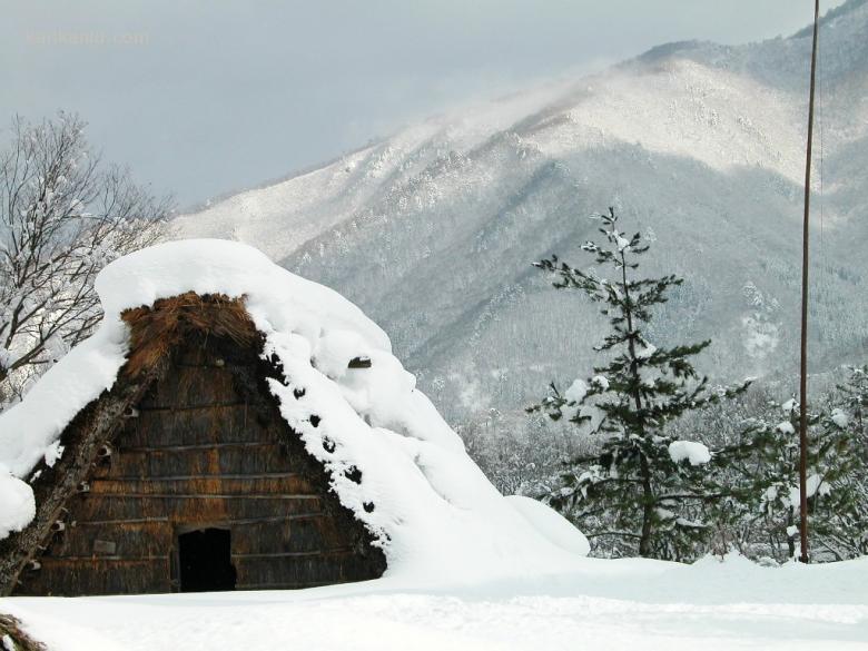 雪地房屋